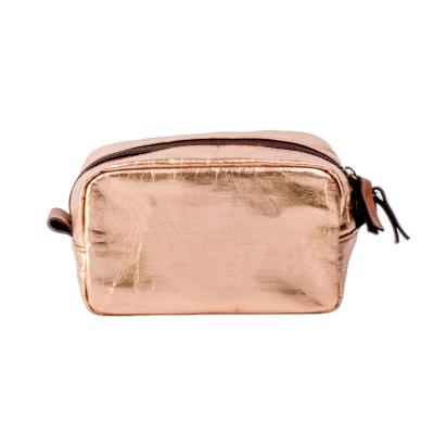 China Rose Gold Washable Kraft Paper Green Metallic Makeup Bag Fashion Sweep Cosmetic Bag Pouch With Zipper for sale