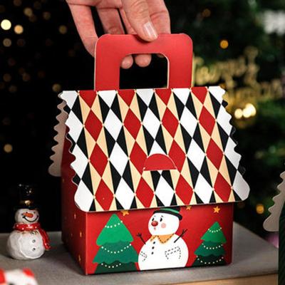 China Wholesale Cheap Fancy Handmade Christmas Cardboard Paper Gift Bags Made in China for sale