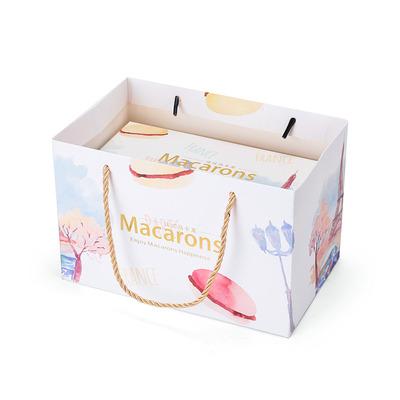 China Handmade Whole Luxury Creative Macaron Box With Bag Macaron Packaging Pastry Boxes Custom Macaron Candy Box With Plastic Inserts for sale