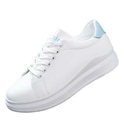 China Fashion Trend Women White Board Shoes Thick Unique School Student Casual Shoes for sale