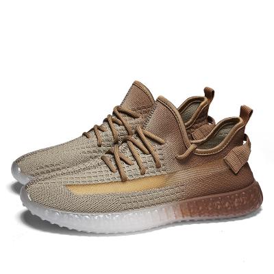 China High Quality Designer Walking Shoes Men's Outdoor Yeezye Summer Men's Sneakers Lightweight Fashion Comfortable Breathable Sports Shoes for sale