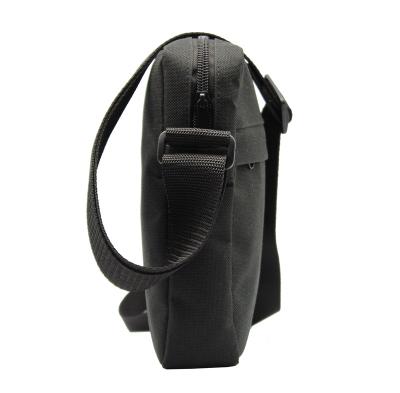 China Waterproof Waterproof Single Nylon Shoulder Bags for sale