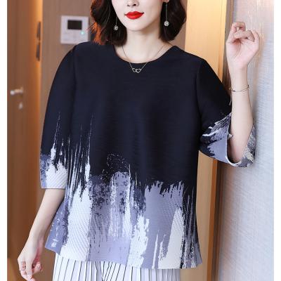 China 2021 Women Autumn Printed Top Female Clothing miyake pleated casual top QUICK DRY for sale