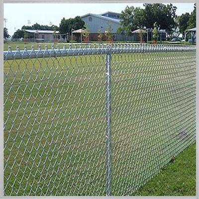 China Mesh Barrier Cheap Hot Dipped Galvanized 30M Black Chain Link Barrier for sale