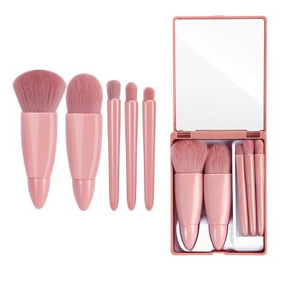 China Portable Multifunctional 5Pcs Mirror Blusher Makeup Brush Set With Mirror Soft Hair Powder Brush Foundation Loose Eyeshadow Brush Te koop