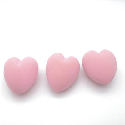 China Best Selling Eco-friendly Non-latex Makeup Blender Heart Shape Promotional Hot Non Latex Makeup Sponge Facial Maker for sale