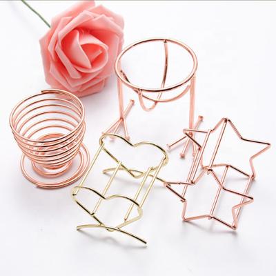 China Luxury Factory Hot Sale Makeup Sponge Rose Gold Metal Beauty Sponge Blender Makeup Sponge Holder Rack for sale