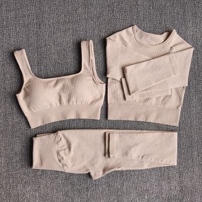 China Antibacterial Women's Sportswear Yoga Set Workout Clothes Gym Sports Wear Legging Fitness Seamless Crop Top Long Sleeve Yoga Suit for sale