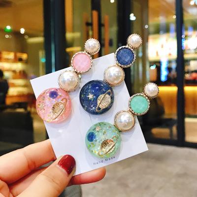 China Starry Galaxy Pearl Metal Hair Clip Sky Barrette Hairpin Headdress Accessories 2020070202 for sale