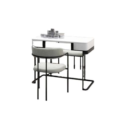 China Durable Cheap White Simple Nail Table Salon Furniture Metal Nail Salon Table for sale