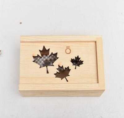 China Small handmade wooden gift packing box with lid for sale