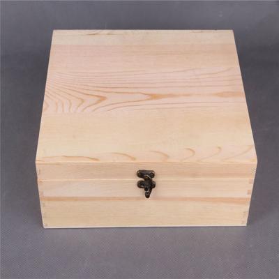 China Handmade Exclusive Wooden Essential Oil Storage Box Design Wooden Gift Box Wholesale for sale