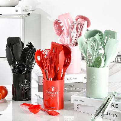 China Viable Wooden Handle Colorful Nonstick Heat Resistant Kitchen Accessories Set Silicone Kitchen Utensil Holder for sale