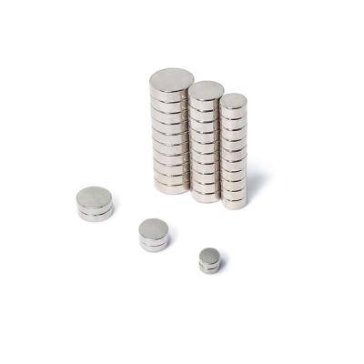 China Industrial Magnet Cylinder Customized Strong NdFeB Magnet Disc Neodymium Magnets for sale