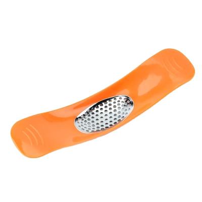 China Wholesale Creative Viable Plastic Multi Grater Ginger Grater Multi Grater Kitchen Slicer Cheese Instruments Kitchen Plastic Garlic Press for sale