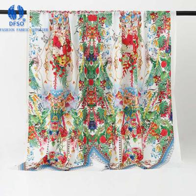 China Garment use summer crepe flowers soft cloister woven print chiffon fabrics and breatheble for sale