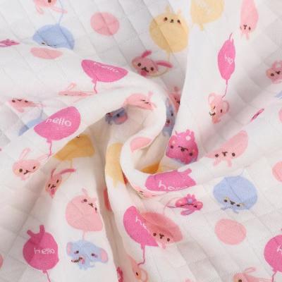 China Wholesale Custom Wicking Air 40S Diaper Printed Double Sided Fabric Cotton Autumn And Winter Quilted Apparel Fabric for sale