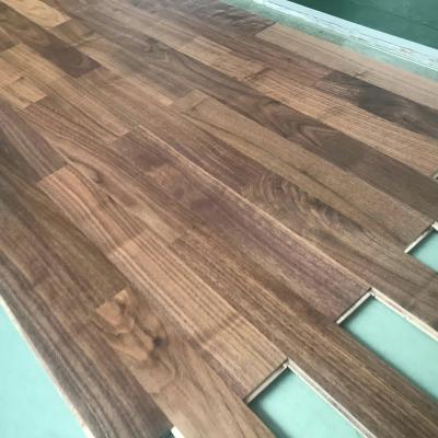 China Modern Small Plank Natural Color Pre Finished Walnut Engineered Hardwood Flooring For Heating System for sale