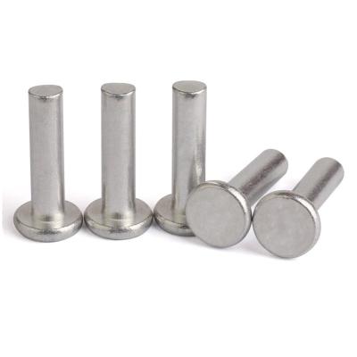 China China Supplier OEM Aluminium Solid Head Rivet Carbon Steel Flat Head Rivets en venta