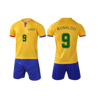 China Breathable Warm Soccer Jersey Sports Soccer Uniforms , Custom Soccer Jersey for sale