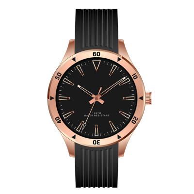 China Popular Automatic Date 2019 Rose Gold Alloy Case Black Strap Quartz Movement Rubber Watch For Men for sale