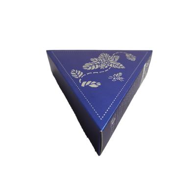 China 2021 Handmade Hot Sale Custom Triangle Personality Logo Silver Dessert Gift Box for sale