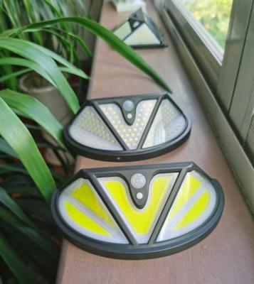 China Garden Yard Lights Solar Motion Sensor Lights Garage Sensor Light for sale