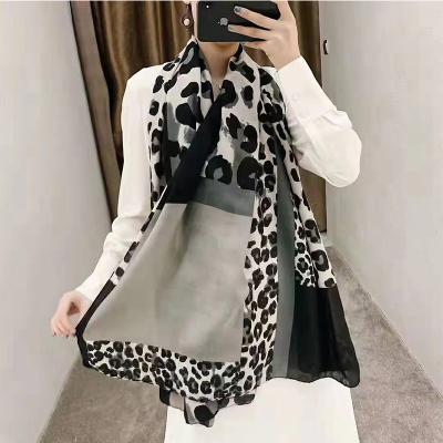 China Jstar Fashion Autumn Winter Women New Cotton Leopard Long Scarf Shawls for sale