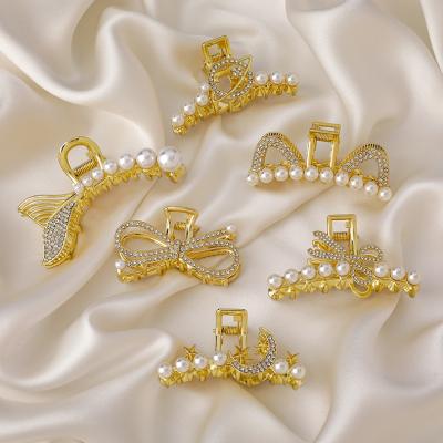 China European and American Korean style cheap hot sale classic gold color women pearl hair claw girls hair cut hair accessories for sale