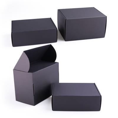 China Recyclable Black Recycled Recycled Cardboard Shipping Boxes Custom Logo Paper Packaging Box for sale