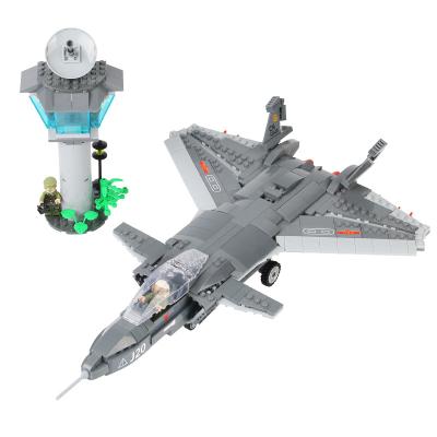 China DIY PLAY 40002 military aircraft 746pcs children's toys 2022 building block educational toys for sale