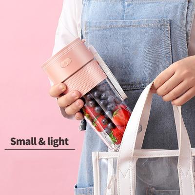 China Viable Electric Chargeable Electric Drinking Blender Fruit Glass Bottle Extractor Blender Juicer Juicer for sale