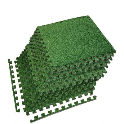 China Indoor and Outdoor Sports Equipment Easy to Clean Non-Toxic Safe Non-Toxic Turf Tiles Artificial Grass Puzzle Mat Mat for sale