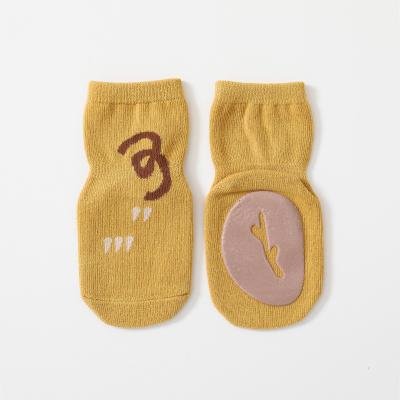 China New Breathable and Cartoon Summer New Style Spring Children's Floor Combed Cotton Socks Anti Slip Point Glue Baby Socks Cover for sale