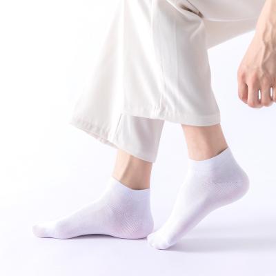 China QUICK DRY Men's Thin Bamboo Socks Summer Socks Vintage Sports Bamboo Socks in Solid Color 1bags 5pcs for sale