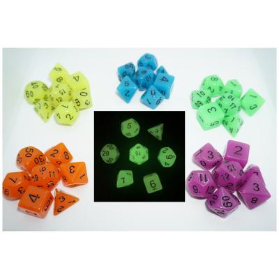 China Clow In The Dark 7 Pcs Set Professional Customize Acrylic Dies For Wholesale RPG 16mm Glow In The Dark Dies Set D4, D6, D8, D10, D%, D12, D20 for sale