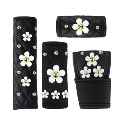 China Mordern Little Daisy Set Small Flower Car Decorated Diamond Handbrake Sets Hanging Gear Sets for sale