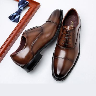 China Men Dress Shoes 2022 Spring Autumn Office Business Wedding Leather Comfy Oxford Sole Fashion Shoes Men Formal Shoes for sale