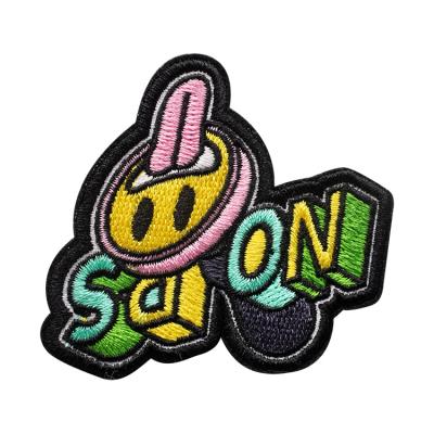 China Sustainable The Best Price Designer Clothing Custom Iron On Chenille Embroidery Patch for sale