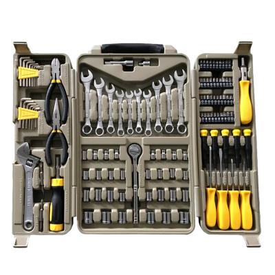 China Professional Household Tool Kit 111pcs Auto Repair Tool Set for sale