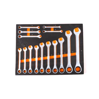 China Industry 2021 New Design EVA Professional 15 Piece Normal Ratchet Wrench For Tool Trolley Auto Repair Set for sale