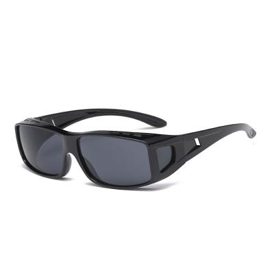 China 2021 High Quality Luxury Plastic Black Frame Bicycle Sports Waterproof Windproof UV Sunglasses for sale