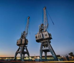 Cina Dock Crane For Shipbuilding And Repair Shipyard Port Cranes Capacity 5t -40t in vendita