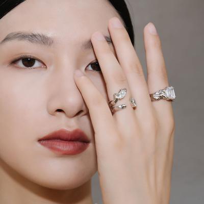 China Free Sample OOAK TRENDY Sonata Metallic Platinum Plated Real Silver Opening Rings - Crystal Designer Tarnish Free Rings for sale