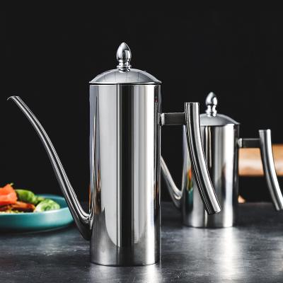 China Freshness Preservation 304 Stainless Steel Long Spout Oil Kettle Household for sale