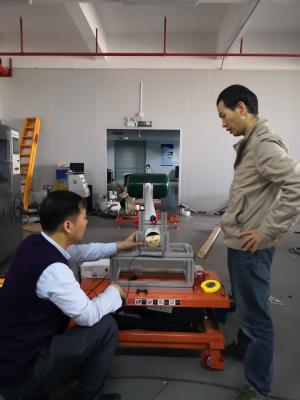 China ASTM E1886-2005 Impact Test Machine For Building Curtain Walls Windborne Debris for sale