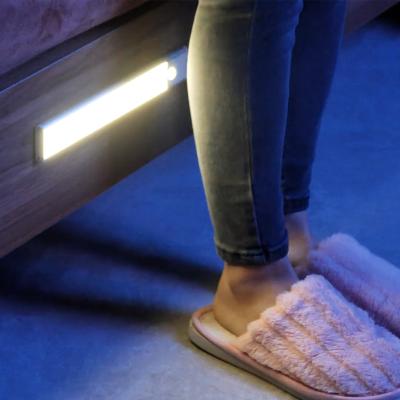 China Modern Under Cabinet Lamp Light Strip Kitchen Human Body Induction Led Lights for sale