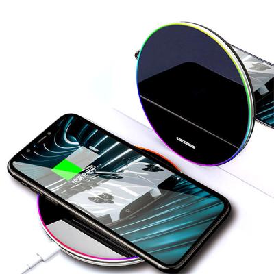 China Mobile Phone 10W Qi Fast Wireless Charger Slim Aluminum Mirror Fast Charging Pad Led Wireless Charger for sale