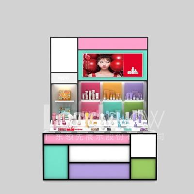 China Bright And Active New Design Professional Store Colorful Cosmetics Counters Wooden Display Racks for sale