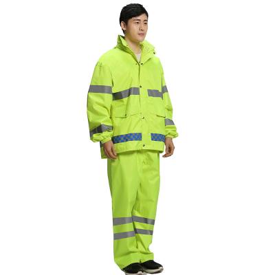 China Industrial Raincoat Factory Hot Selling For Motorcycle PVC Reflective Striped Raincoat for sale